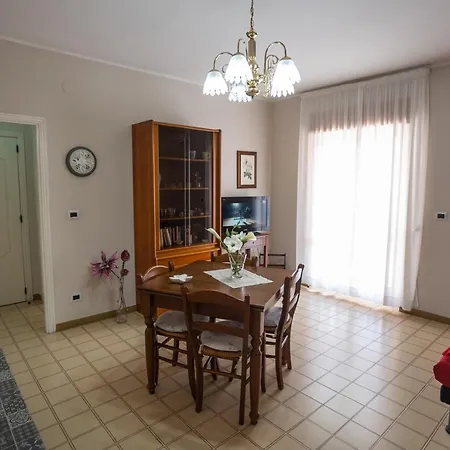 Gilda's Apartment Scalea